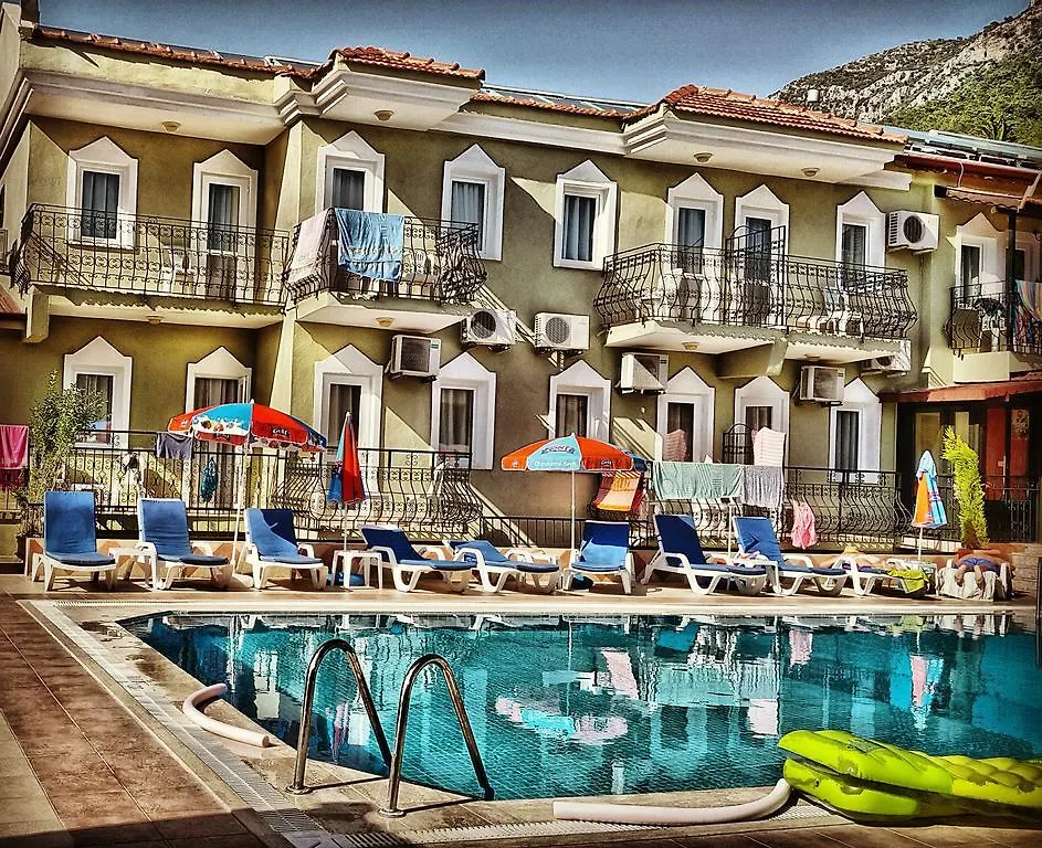 Taner Otel Олудениз