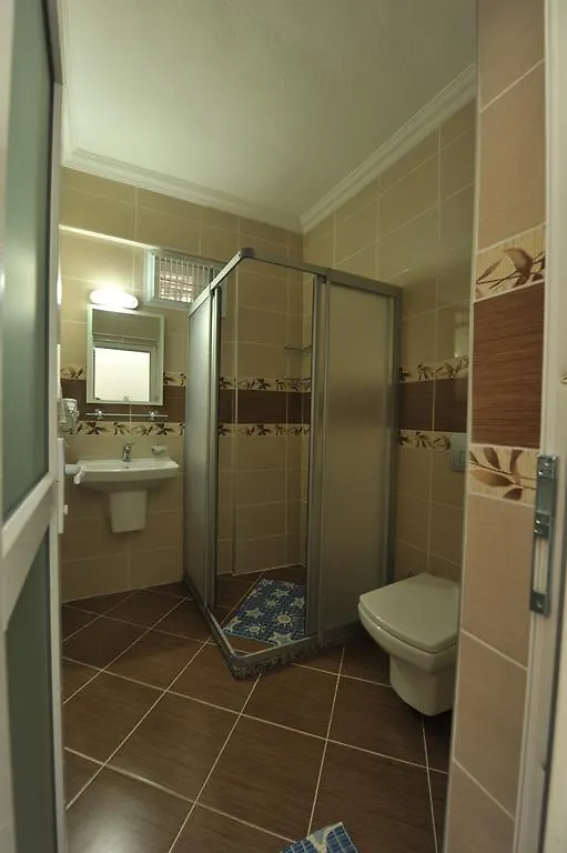 Taner Otel Олудениз